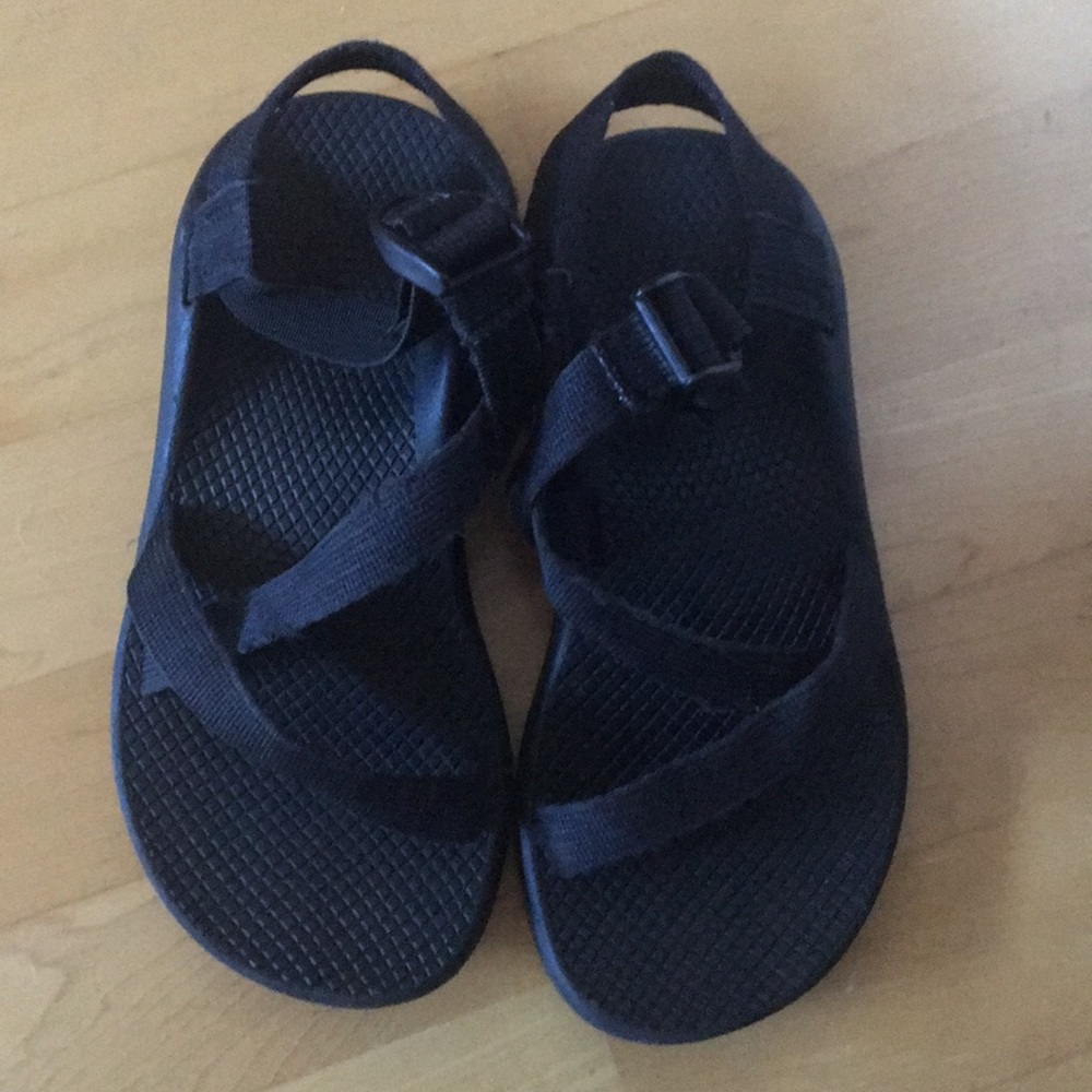 Black Chacos